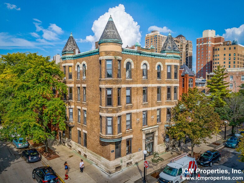 Building Photo - 2130 N Sedgwick St