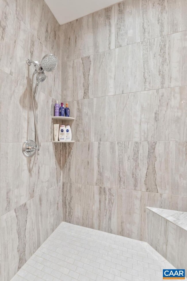 Building Photo - 1160 Colbert St