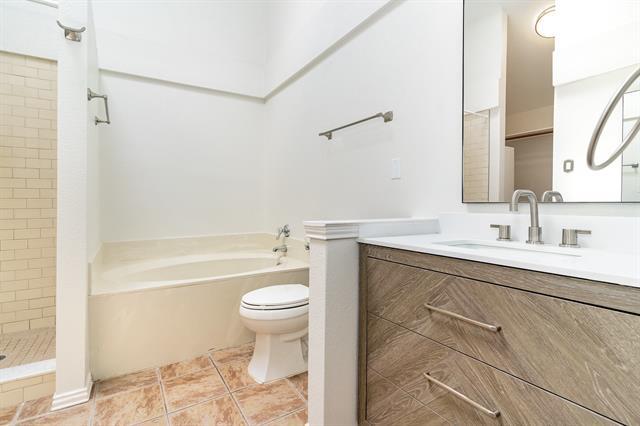Building Photo - 10678 Quest Dr