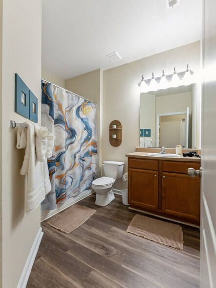 Building Photo - 594 Summerlake Cir