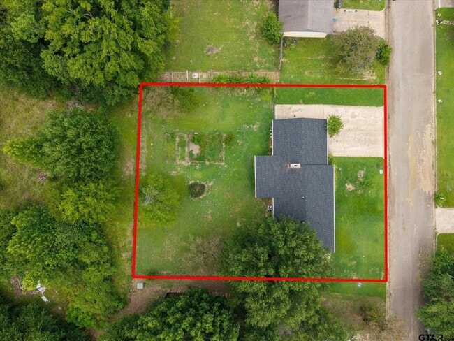 Building Photo - 524 Park Ln
