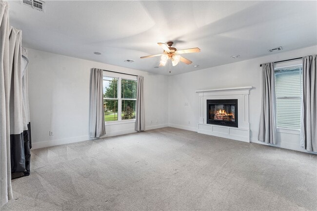 Building Photo - 917 NE Arleta Gardens