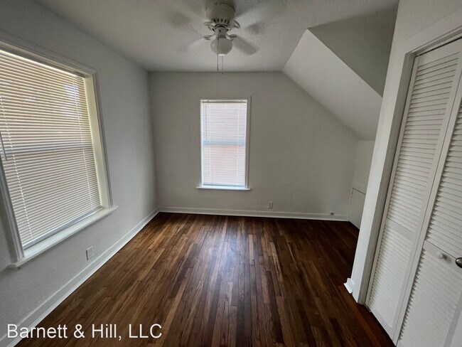 Building Photo - 3 br, 2 bath House - 361 College Drive
