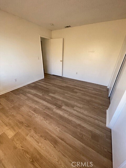 Building Photo - 876 W Whittier Ave