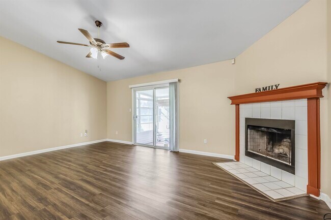 Building Photo - 8524 Bannerman Bluff Dr