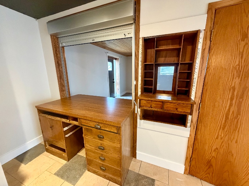 Building Photo - 401 3rd St