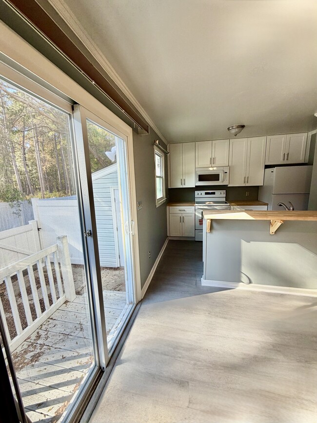 Building Photo - 4115 Little River Rd