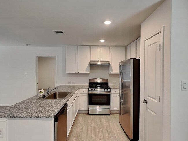 Building Photo - 4115 Southton Tarn