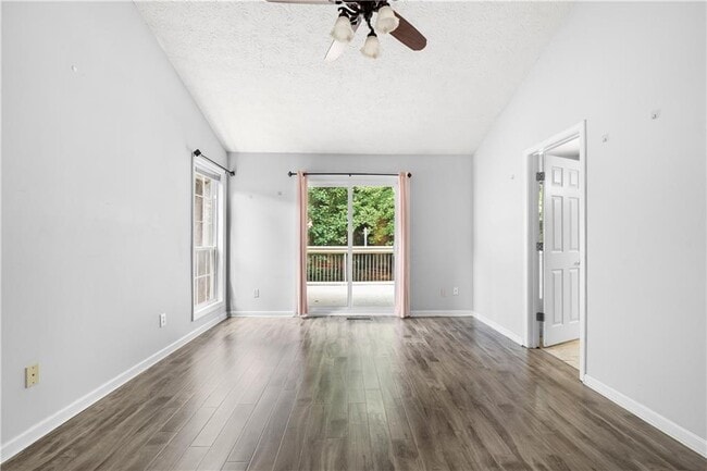 Building Photo - 3075 Dogwood Creek Pkwy NW