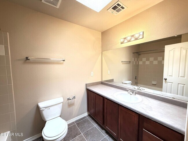 Building Photo - 6305 Rosa Gandara Pl
