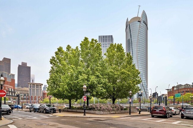 Building Photo - 5 N Margin St