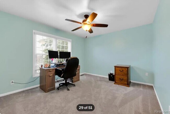 Building Photo - 47643 Ashford Dr S
