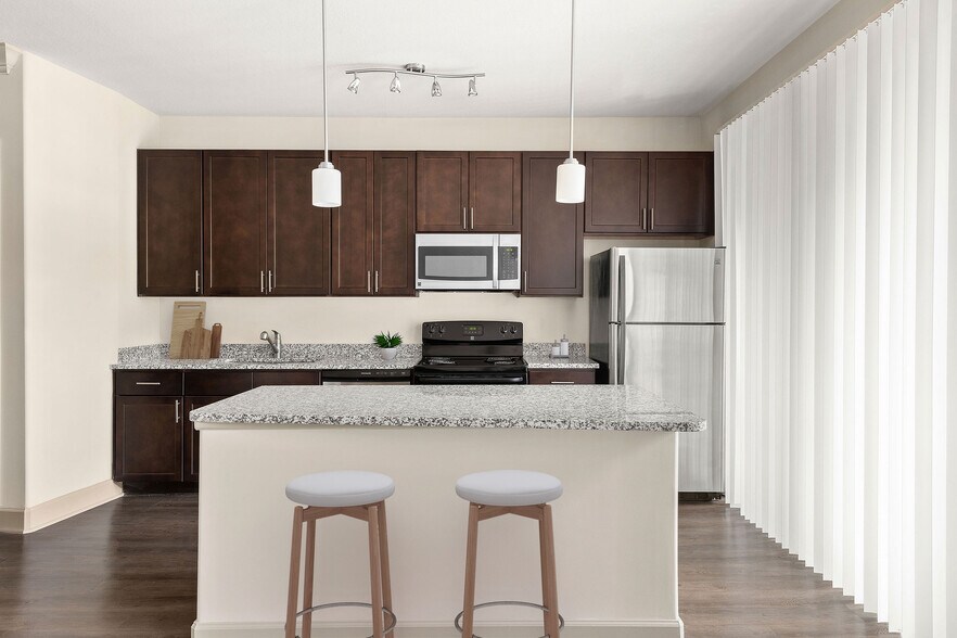 Roswell City Walk - Kitchen - Roswell City Walk