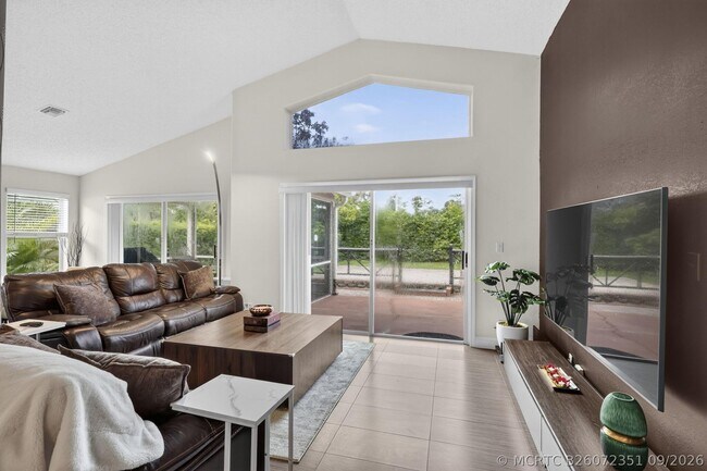 Building Photo - 1504 Lake Breeze Dr
