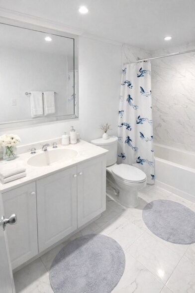 Building Photo - 4250 Galt Ocean Dr