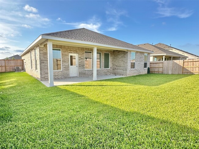 Building Photo - 2524 Lago Costa Dr