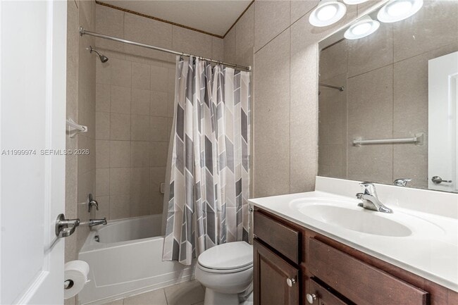 Building Photo - 8435 Lakeview Trail