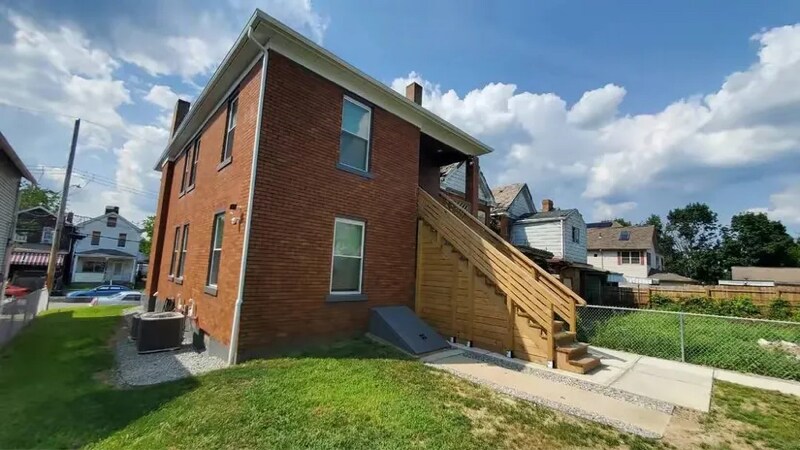 Building Photo - 324 W 14th Ave