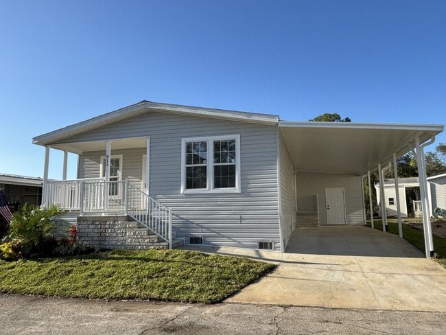 Building Photo - 812 Concord St