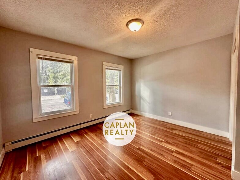 Building Photo - 535 East St