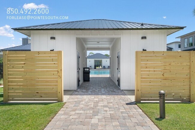 Building Photo - 13805 Red Drum Ct