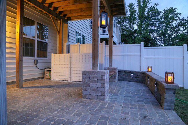 Building Photo - 8319 Gibbs Way