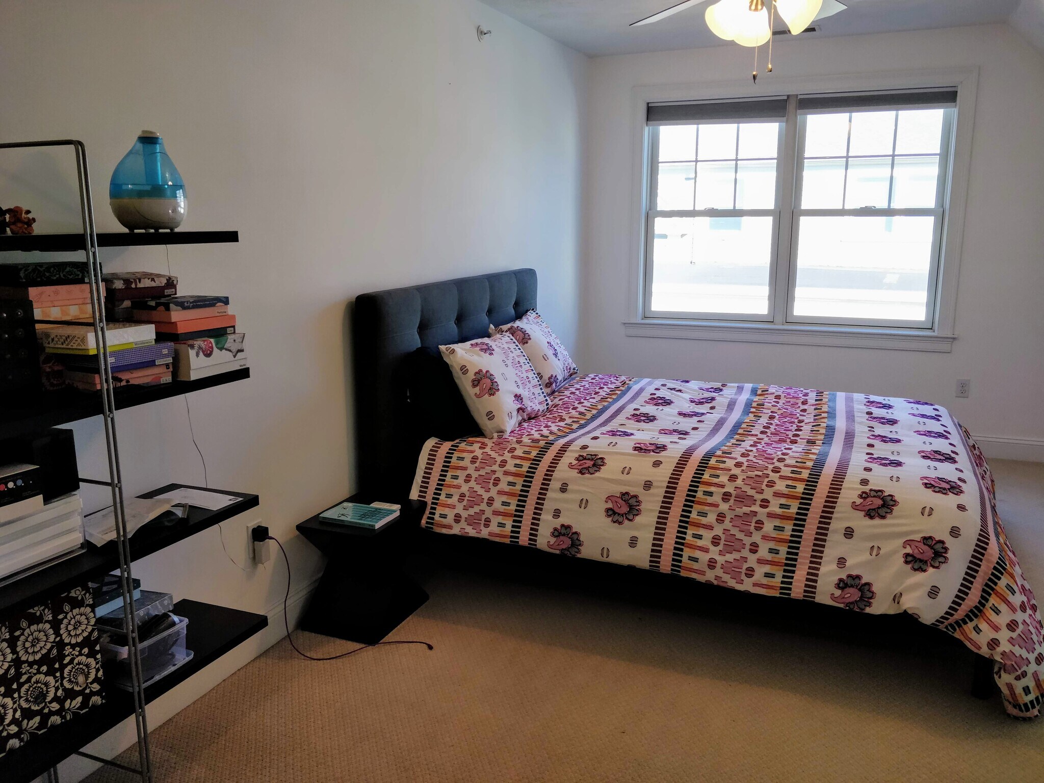 Building Photo - 74 Elm St