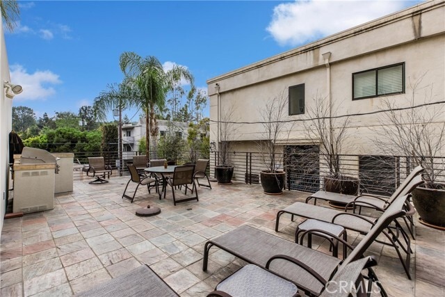 Building Photo - 11851 Laurelwood Dr