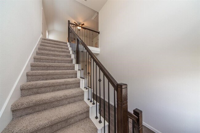Building Photo - 2922 Orchid Ranch Dr