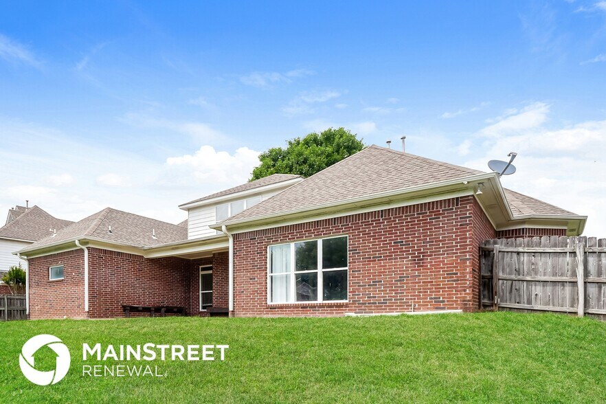 Building Photo - 1143 Macon Hall Rd