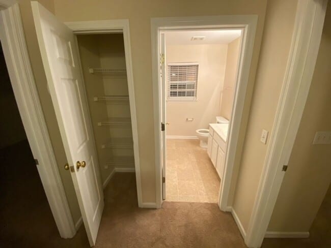 Building Photo - Arbor Oaks Subdivision 4BR 2.5Ba