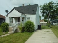 Building Photo - 25627 Paige St