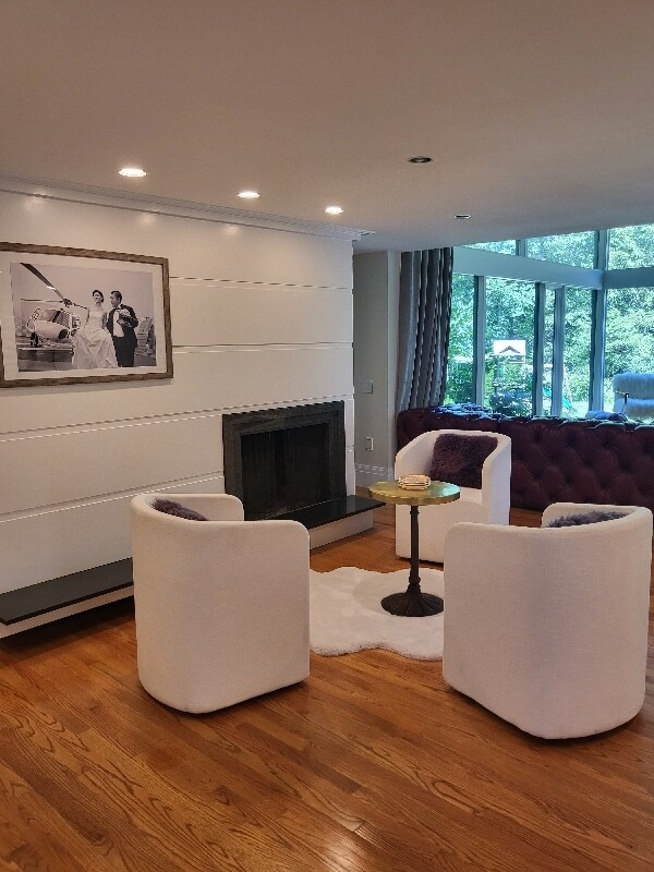 Building Photo - 423 Concord Rd