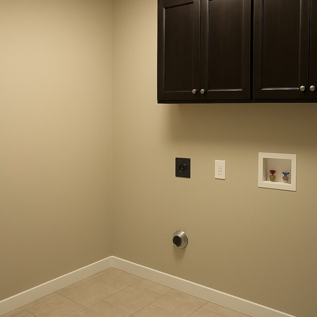 Building Photo - Gorgeous single-level 3x2 with fully fence...