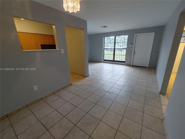 Building Photo - 1501 NE 151st Terrace