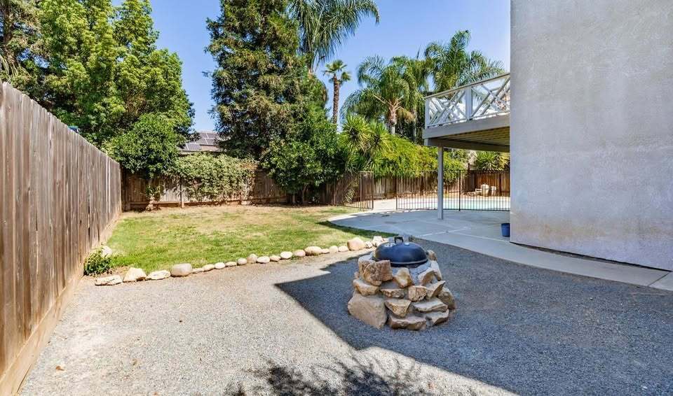 Building Photo - 2683 Mitchell Ave