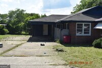 Building Photo - 803 Grosso Ave