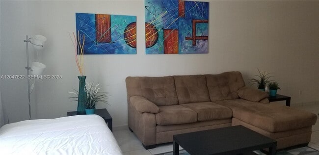 Building Photo - 5401 Collins Ave