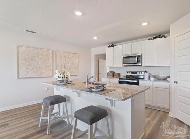 Building Photo - 5856 Belmont Stakes Rd