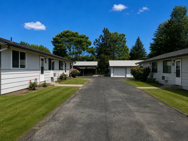 Building Photo - No Shared Laundry Here—Washer & Dryer Included!
