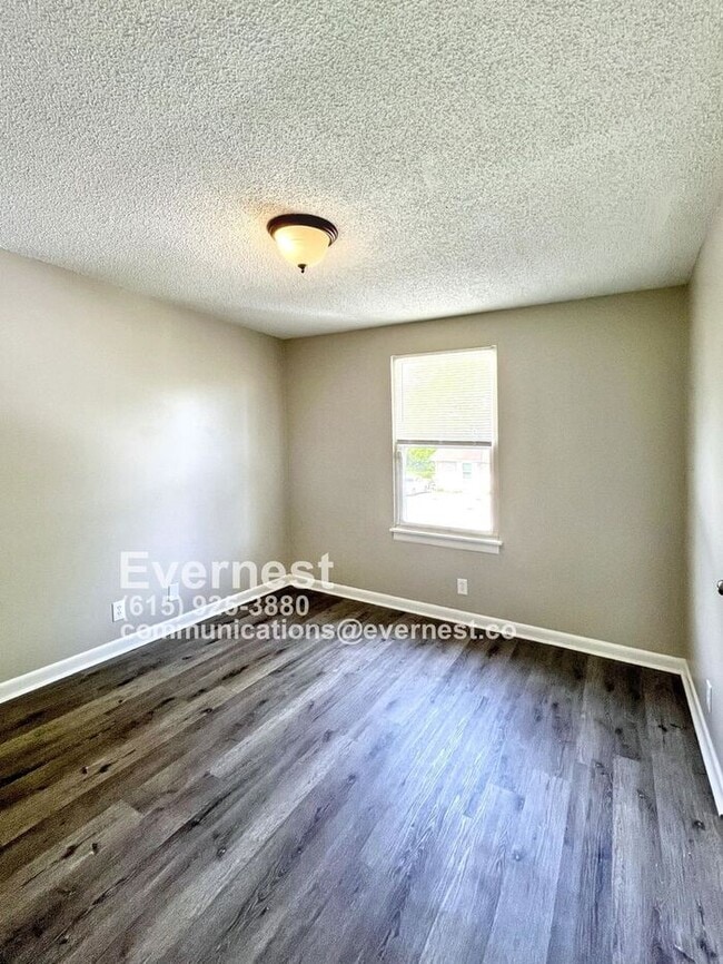 Building Photo - Spacious 4-Bedroom, 2-Bathroom Home with C...