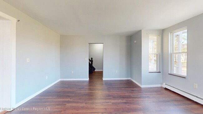 Building Photo - 16 Bailey St