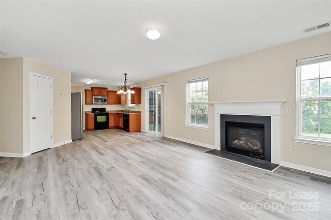 Building Photo - 1445 Laraway Ct NW