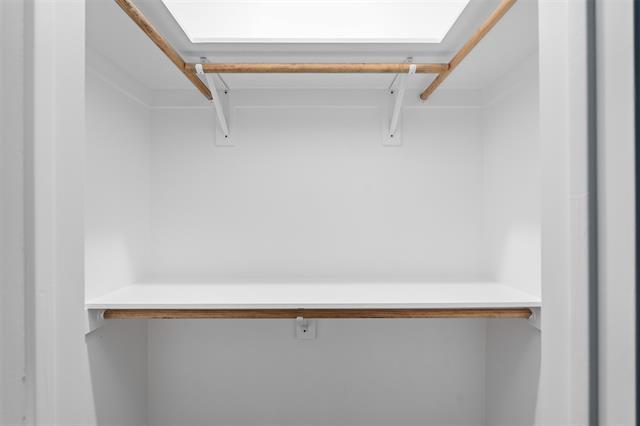 Building Photo - 9219 Dale Ln Ct