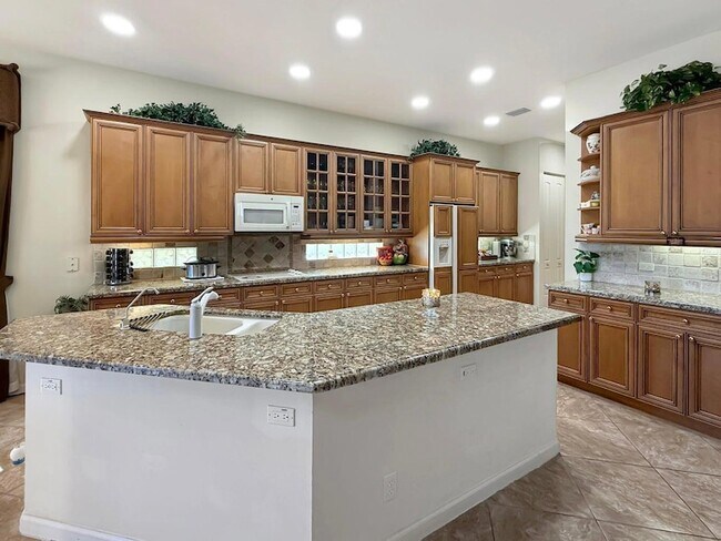 Building Photo - 10891 Northgreen Dr