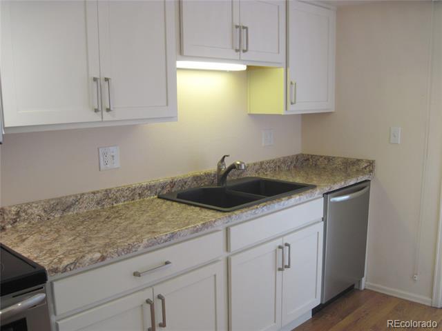 Building Photo - 432 W Rockrimmon Blvd