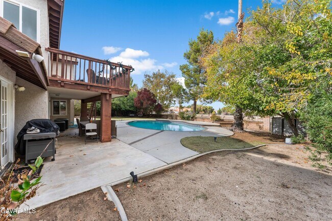 Building Photo - 5641 Hickory St