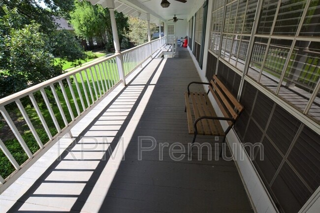 Building Photo - 10444 Jefferson Hwy