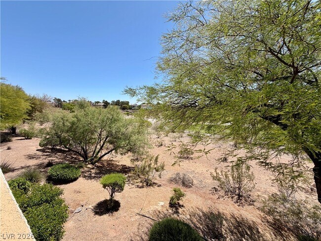 Building Photo - 704 Peachy Canyon Cir