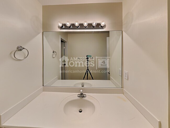 Building Photo - 3204 Chippewa Run NW